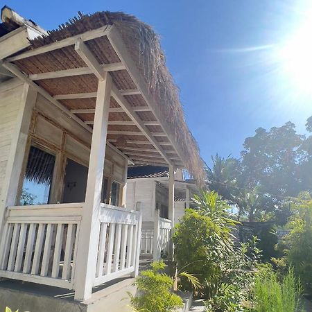 The Layar Homestay Batununggul Exterior foto