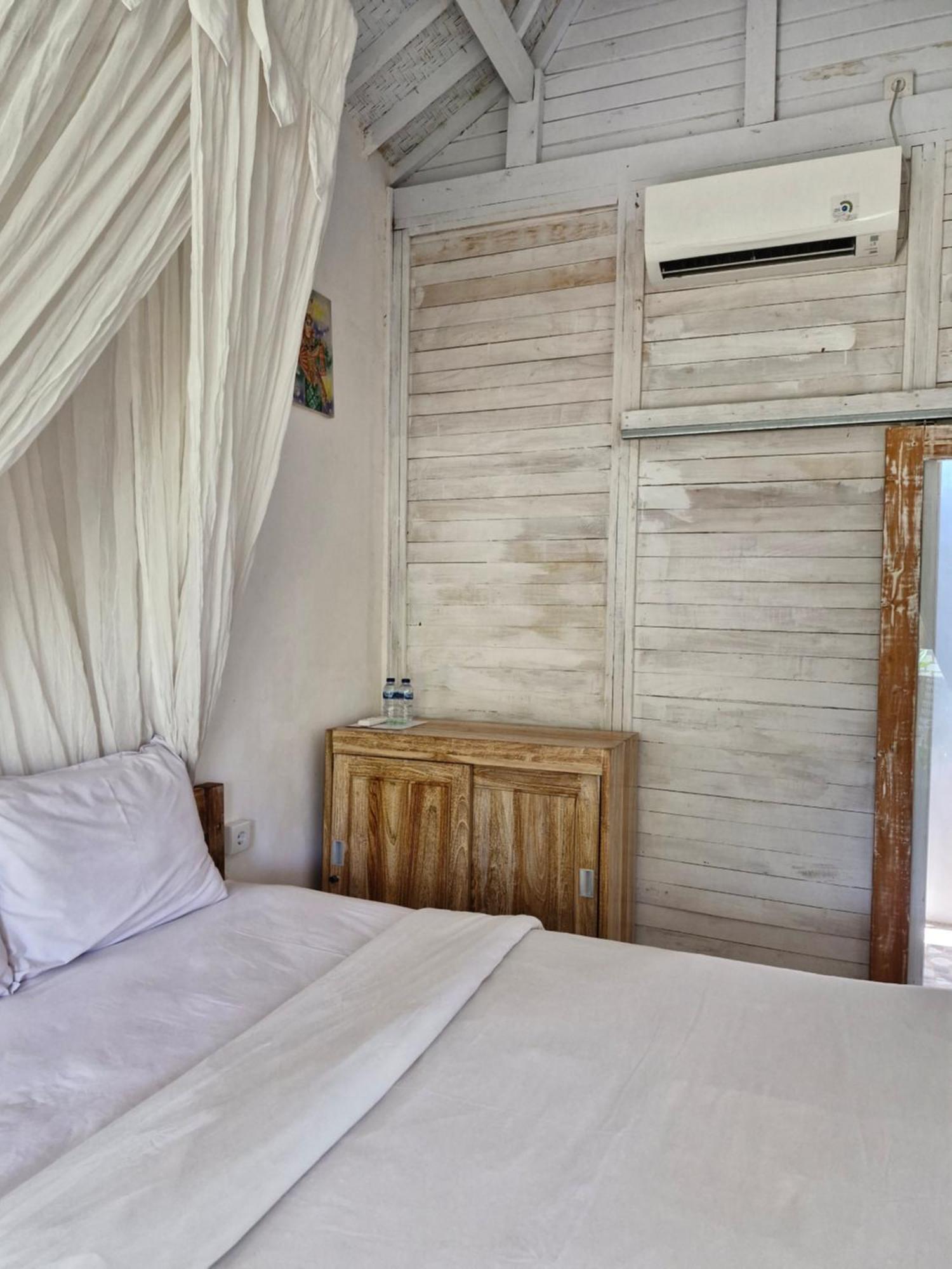 The Layar Homestay Batununggul Exterior foto